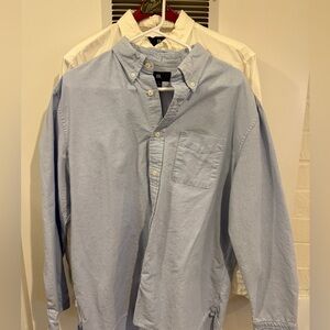 Banana Republic men’s Oxford button down shirts EUC size large (two shirts)